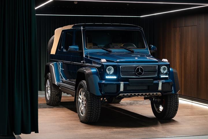 Blå Maybach G650 fra 2018 set udefra