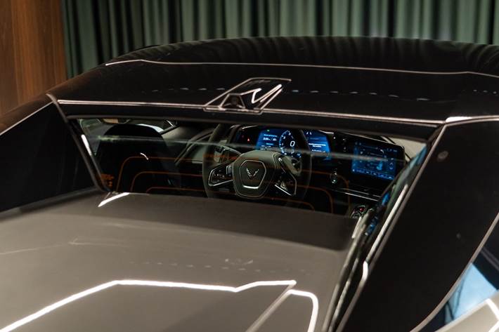 Grå Chevrolet Corvette fra 2025