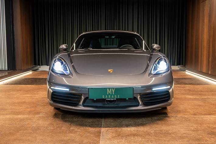 Grå Porsche 718 Cayman S fra 2016