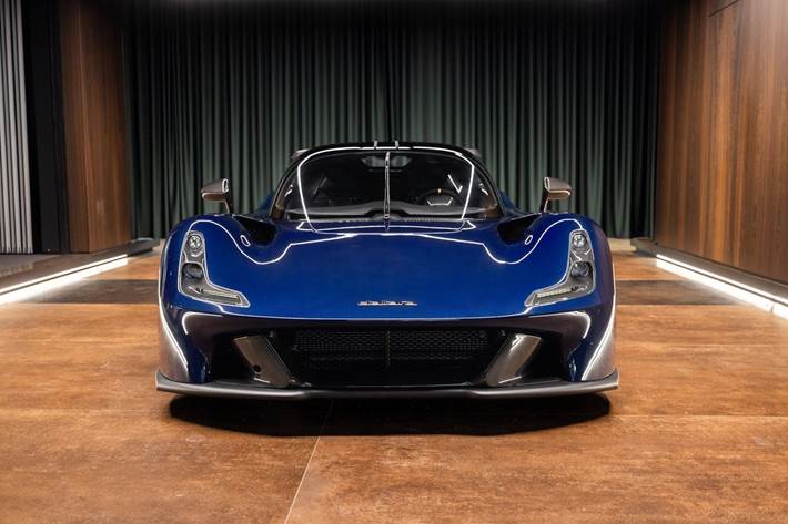 Blå Dallara Stradale fra 2022