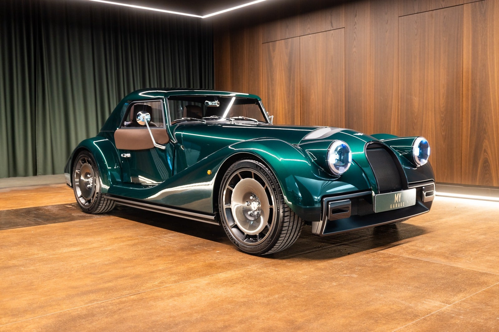 Grøn Morgan Supersport fra 2026 set udefra