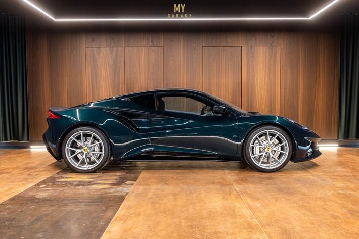 Grøn Lotus Emira fra 2023