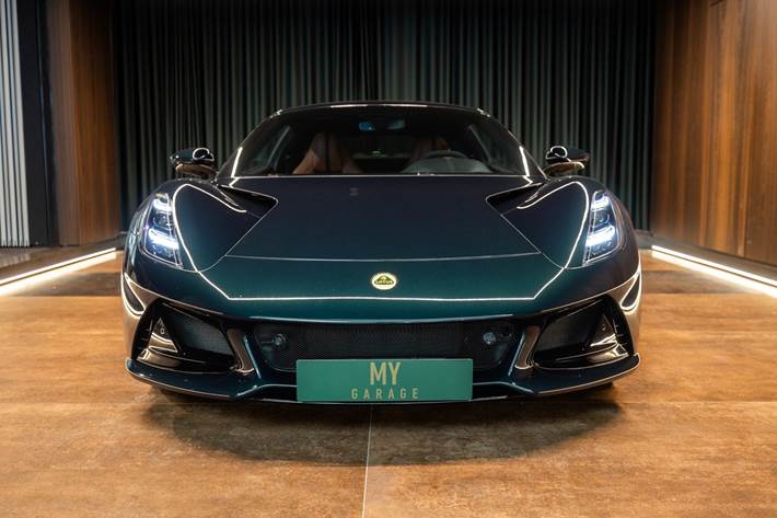 Grøn Lotus Emira fra 2023