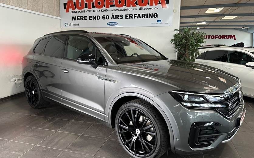 VW Touareg 3,0 TDi 286 R-line aut. 4Motion Van