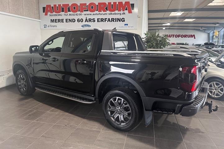 Sort Ford Ranger fra 2024