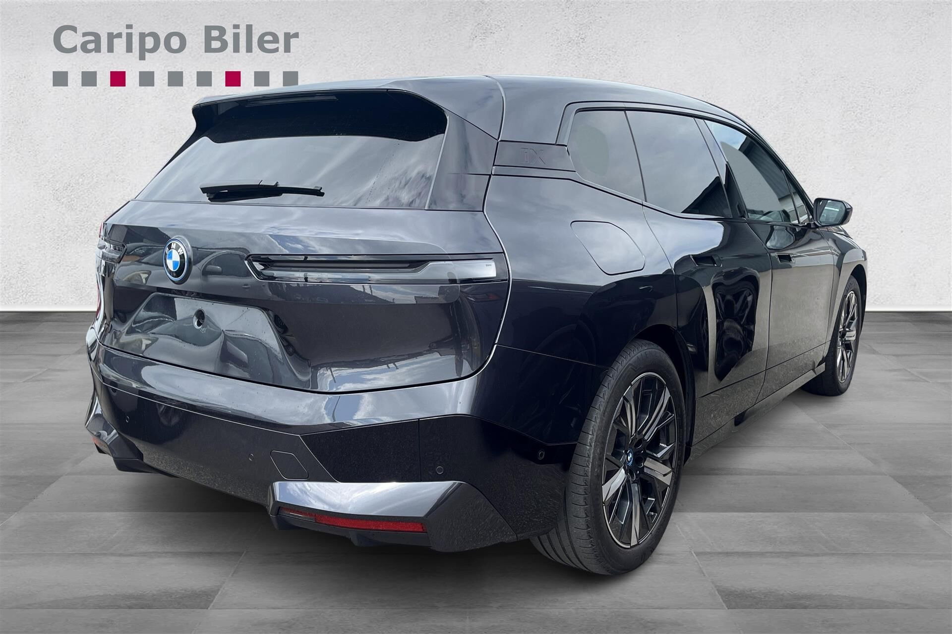 BMW iX xDrive50, 524hp, 2025