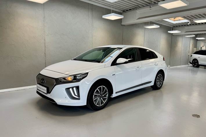 Hvid Hyundai Ioniq fra 2019