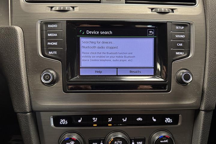 Sort VW Golf fra 2014