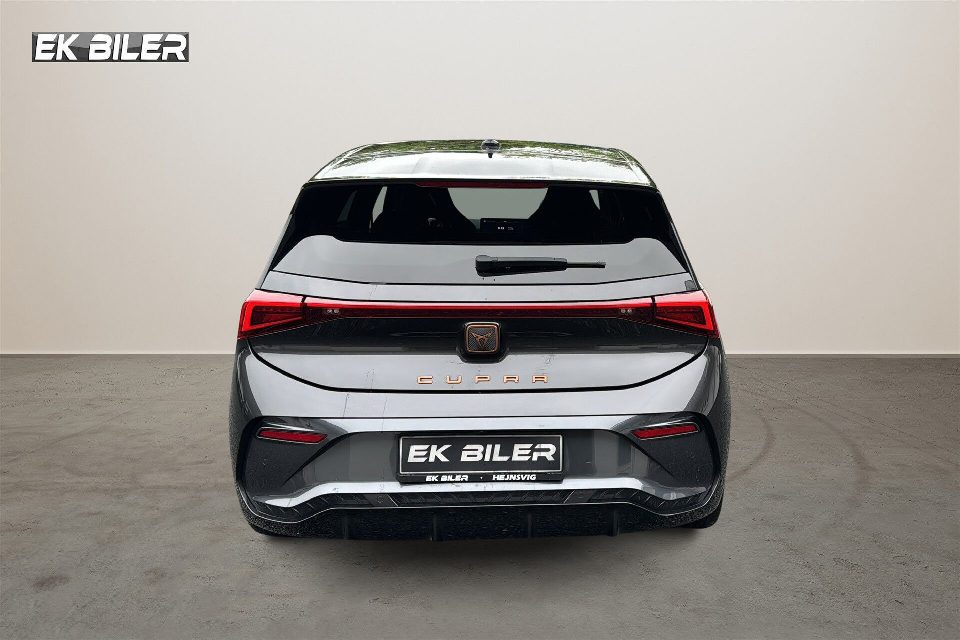 Sort Cupra Born fra 2022 set udefra