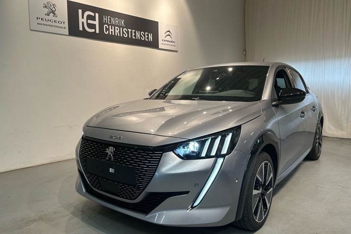 Grå Peugeot e-208 fra 2022