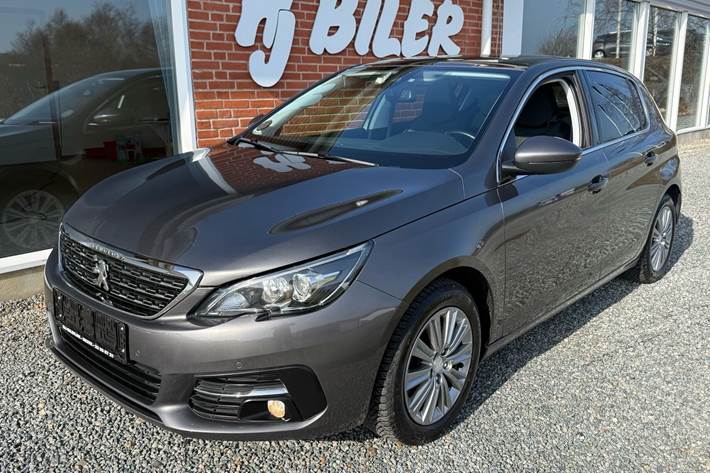 Sort Peugeot 308 fra 2018