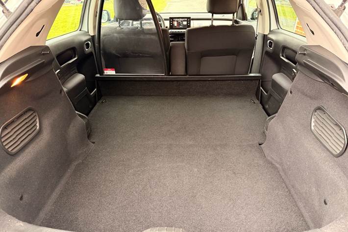 Hvid Citroën C4 Cactus fra 2014