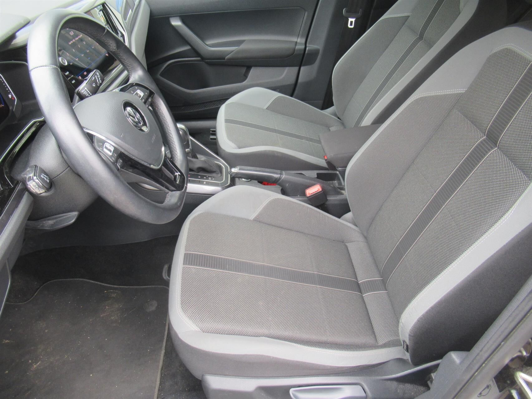 Sort VW Polo fra 2019