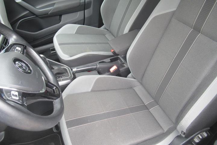 Sort VW Polo fra 2019