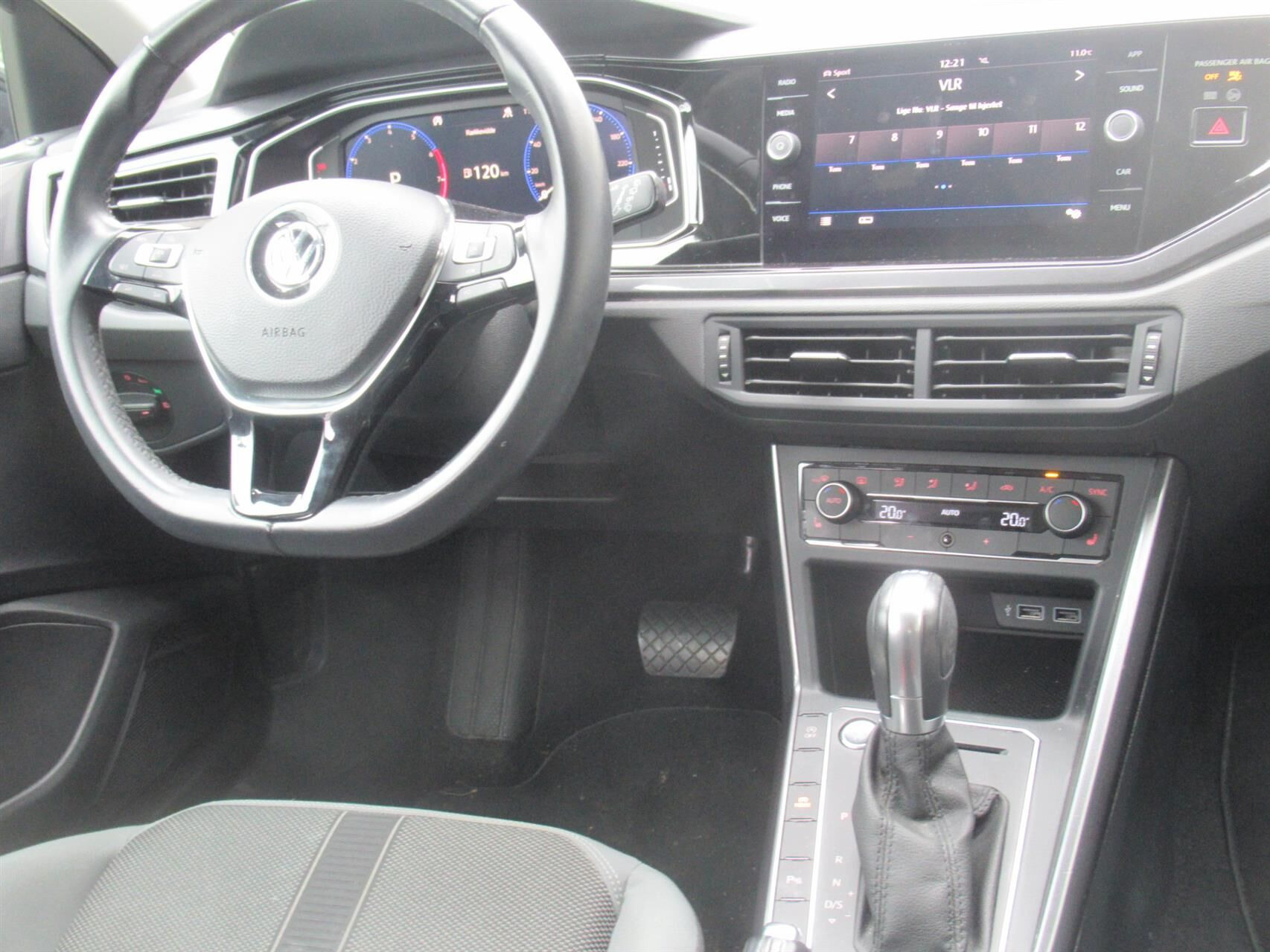 Sort VW Polo fra 2019