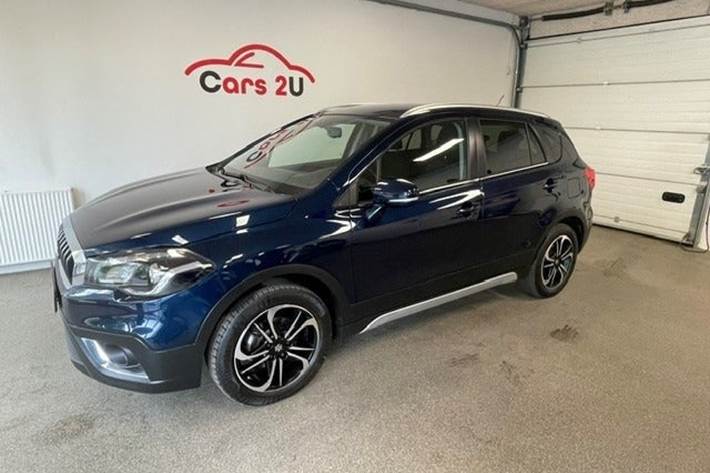Blå Suzuki S-Cross fra 2020