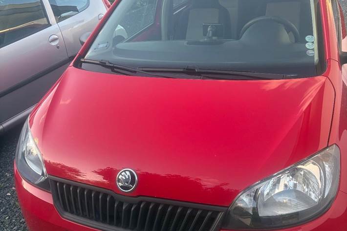 Rød Skoda Citigo fra 2015