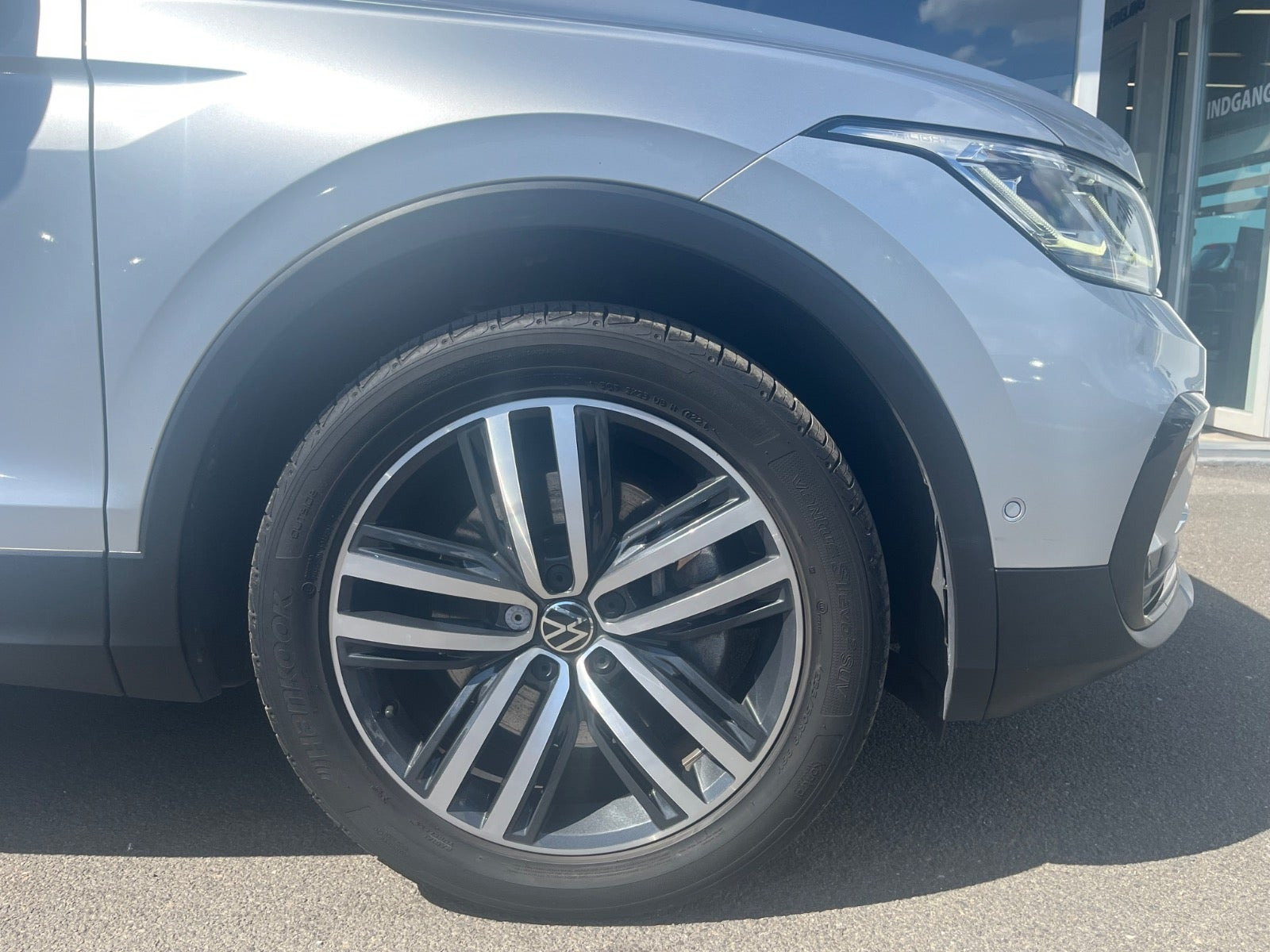 Sølv VW Tiguan fra 2021