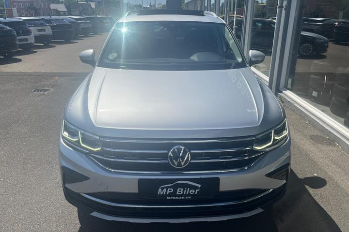 Sølv VW Tiguan fra 2021