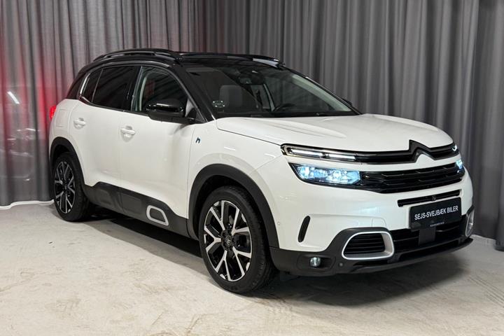 Hvid Citroën C5 Aircross fra 2021 set udefra