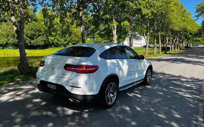 Mercedes GLC250