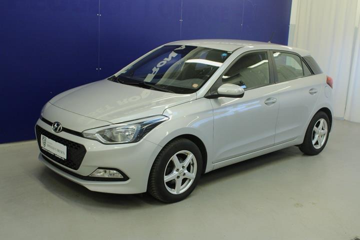 Sølv Hyundai i20 fra 2017