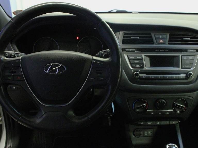 Hyundai i20 1,25 Fresh