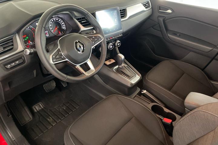Rød Renault Captur fra 2020