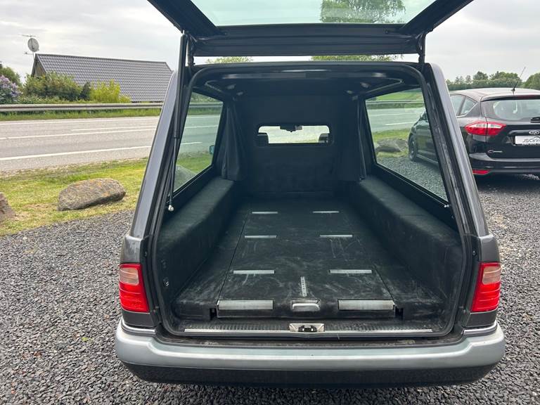 Mercedes E420 4,2 Avantgarde stc.