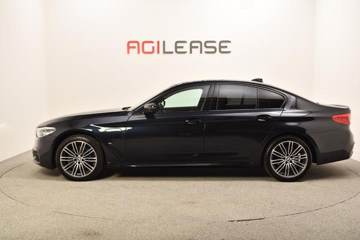 Sort BMW 530e fra 2020