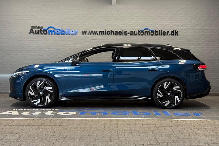 Blå VW ID.7 fra 2025