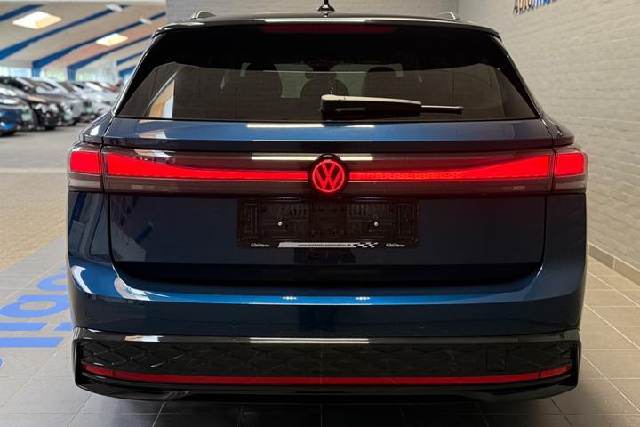Blå VW ID.7 fra 2025