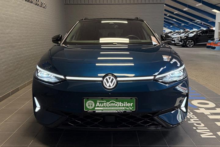 Blå VW ID.7 fra 2025