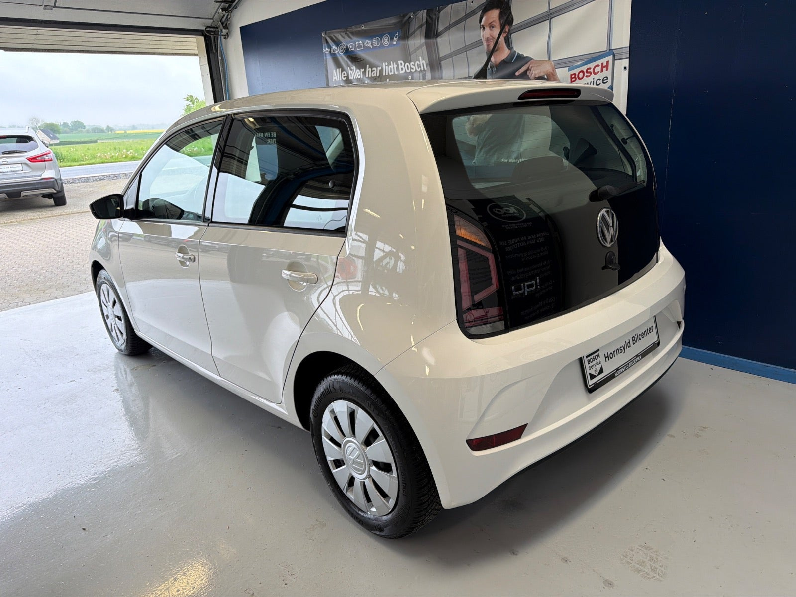 Hvid VW UP! fra 2019