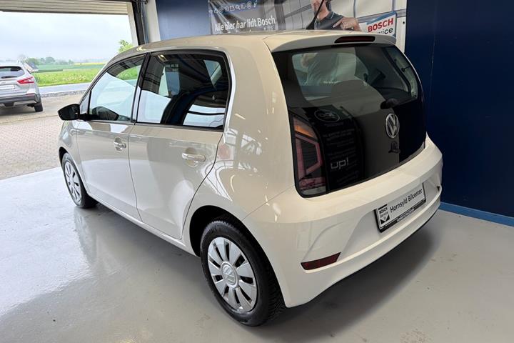 Hvid VW UP! fra 2019