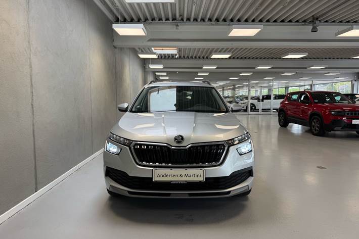 Sølv Skoda Kamiq fra 2022