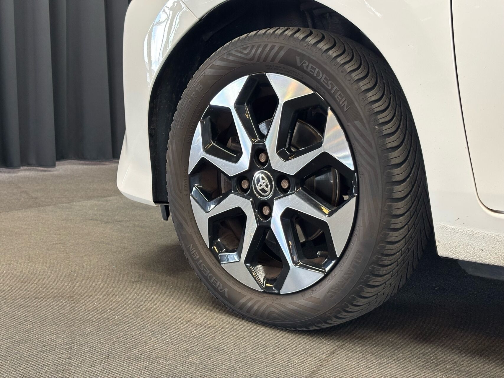 Hvid Toyota Aygo fra 2021