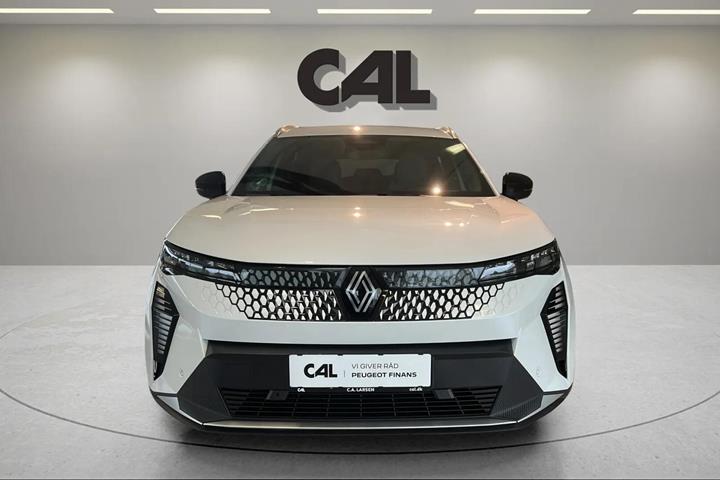 Hvid Renault Scénic fra 2025