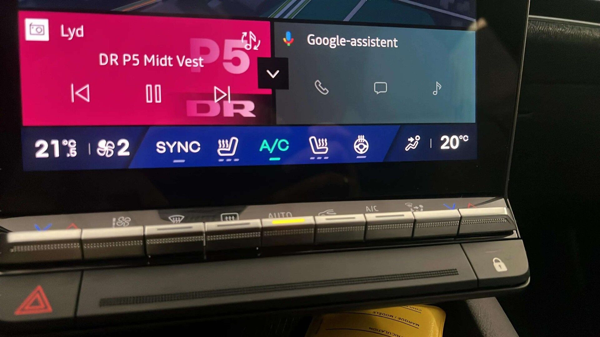 Hvid Renault Scénic fra 2025