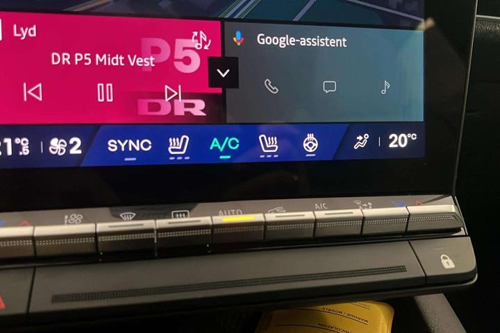 Hvid Renault Scénic fra 2025