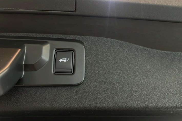 Hvid Renault Scénic fra 2025