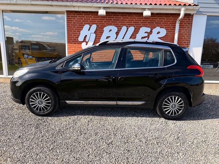 Peugeot 2008 1,2 VTi Allure 82HK 5d