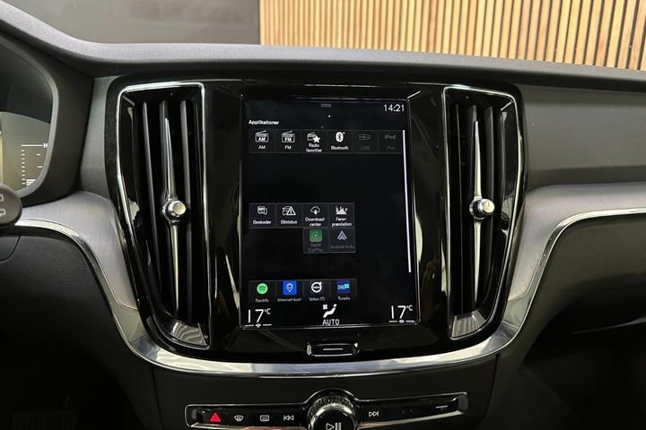 Sølv Volvo V60 fra 2018