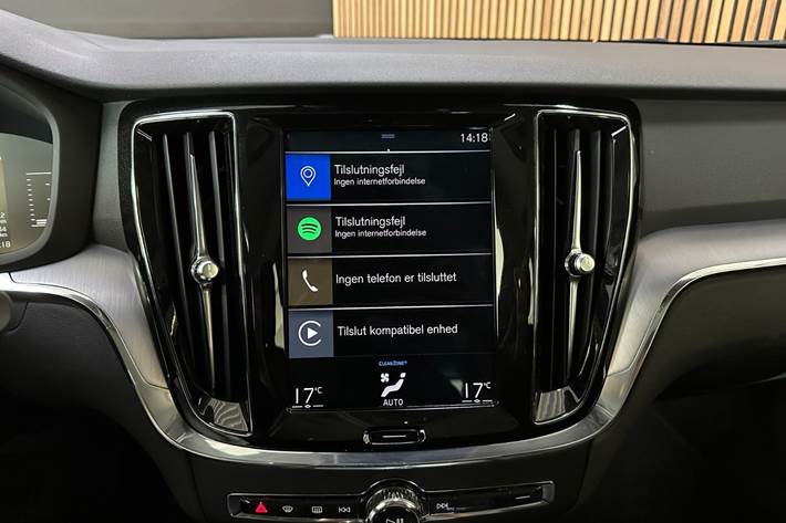 Sølv Volvo V60 fra 2018