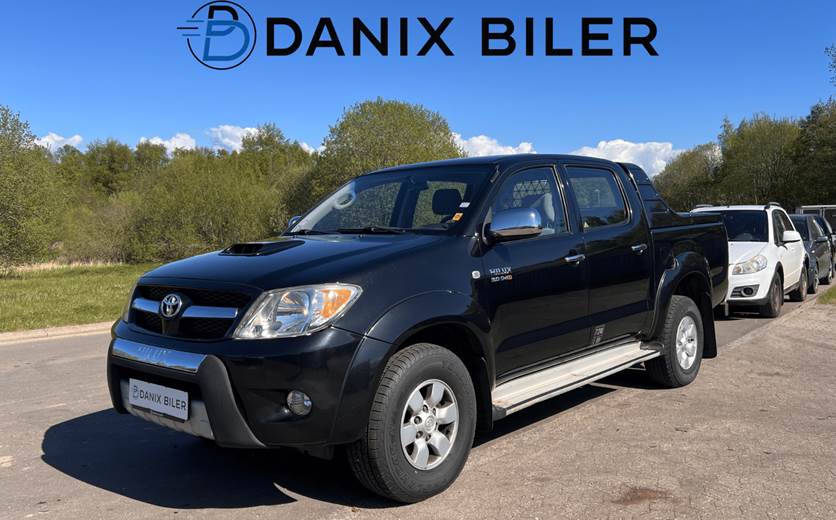 Toyota HiLux 3,0 D-4D Db.Kab 4x4 SR5 aut.