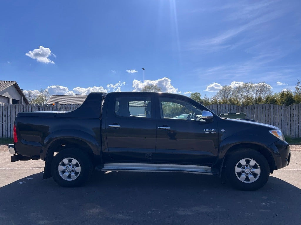 Sort Toyota HiLux fra 2008
