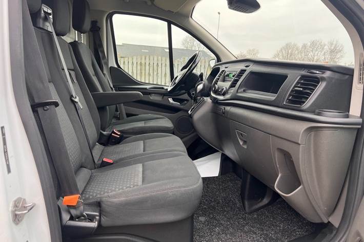Hvid Ford Transit Custom 300 L2 fra 2019