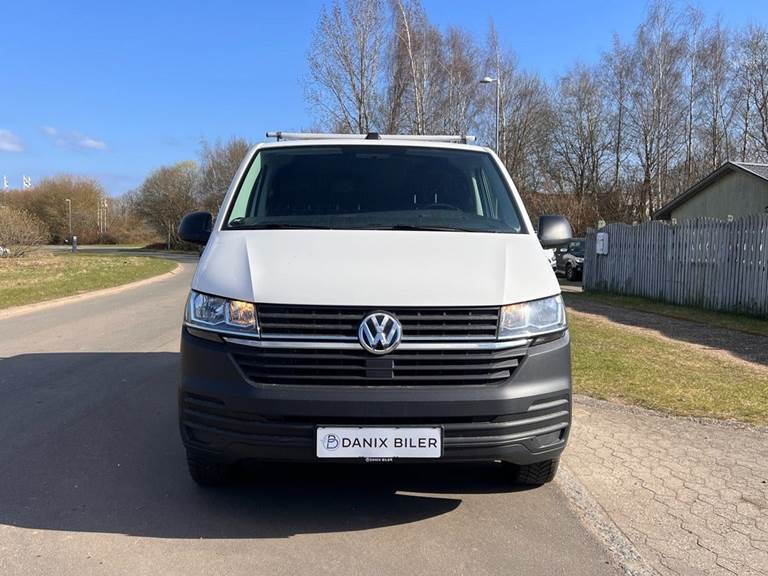 VW Transporter 2,0 TDi 150 Kassevogn DSG lang