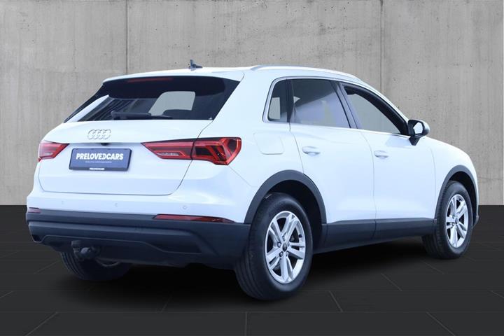 Hvid Audi Q3 fra 2022
