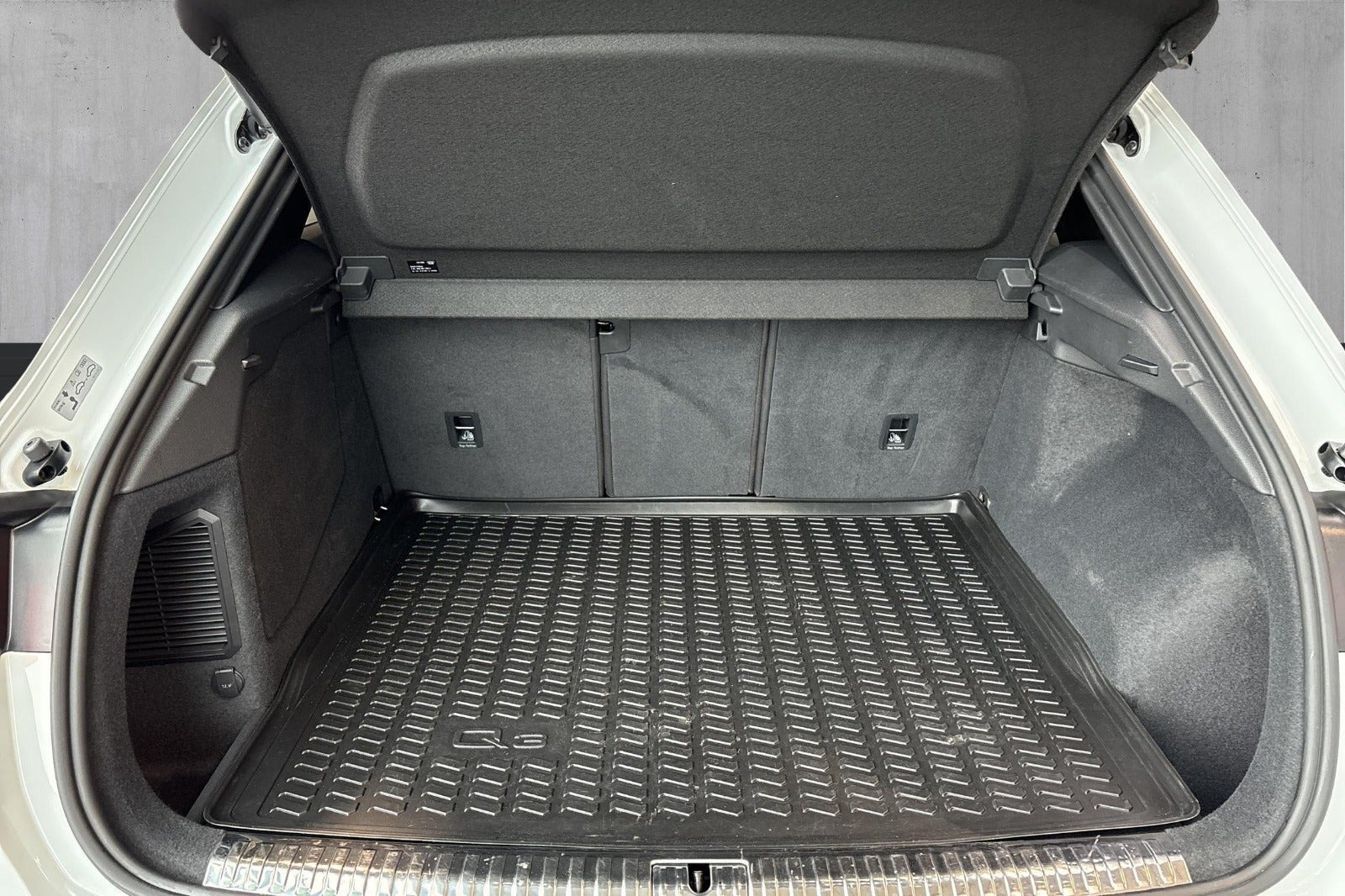 Hvid Audi Q3 fra 2022